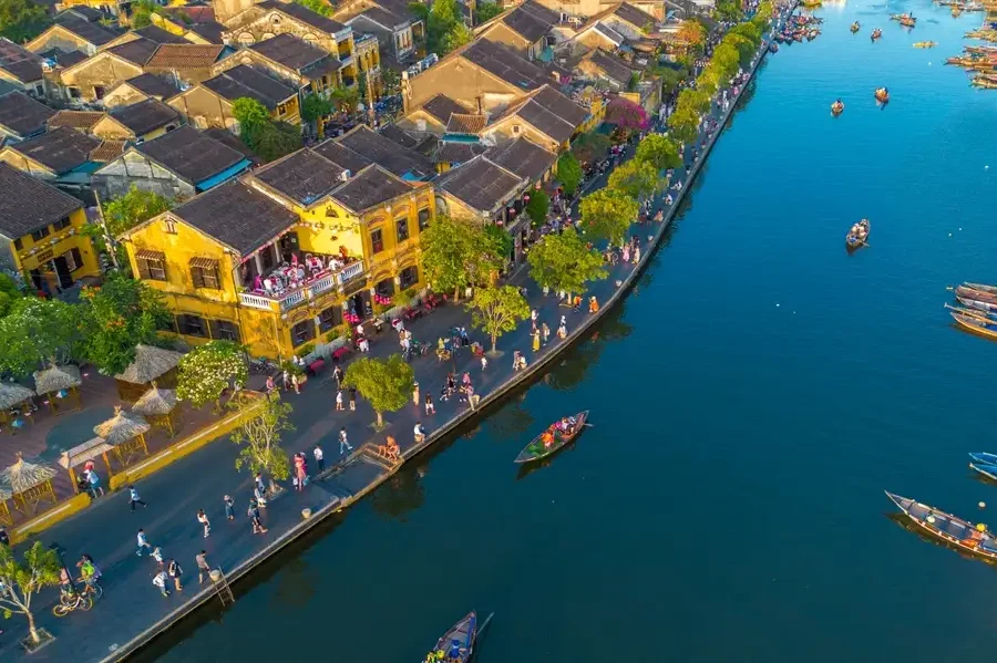 The Complete Guide to Hanoi